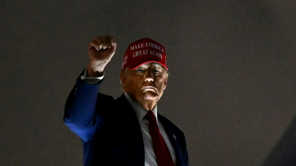 Entra en vigor el arancel del 10% sobre buena parte de las importaciones a EEUU