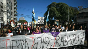 Miles marchan en Argentina en el d&iacute;a de San Cayetano, patrono del pan y el trabajo