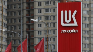 Kiev, 'colpite 3 piattaforme della societ&agrave; russa Lukoil nel Caspio'