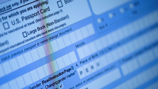 Una jueza ordena al gobierno de Trump volver a expedir pasaportes con la opci&oacute;n de g&eacute;nero "X"