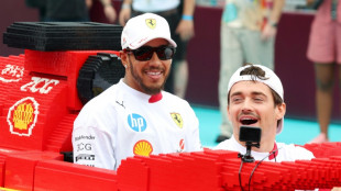'Sarcastic' Hamilton shows frustration as Ferrari struggle again