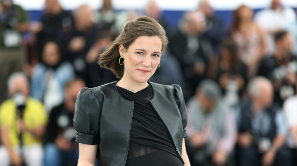 'Filmar tem algo de um ato de amor', diz cineasta espanhola Carla Sim&oacute;n em Cannes