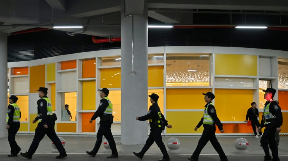 China sentencia a prisi&oacute;n a otros dos dirigentes del f&uacute;tbol por soborno