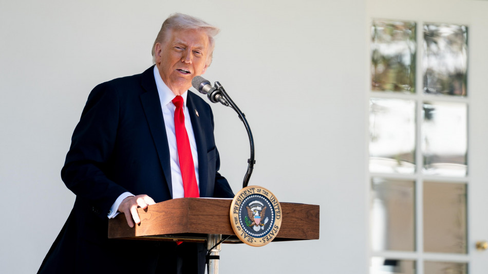 Trump, 'parler&ograve; con Xi di come mettere fine a guerra in Ucraina'