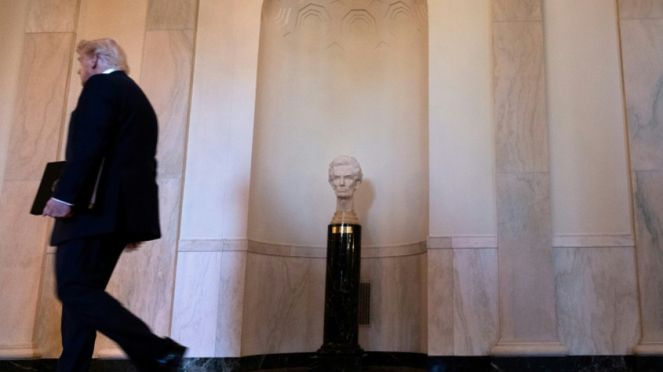 Guerre commerciale: Pékin et Washington poursuivent leur bras de fer