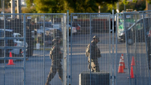 500 US troops deploy in Chicago ahead of court hearing