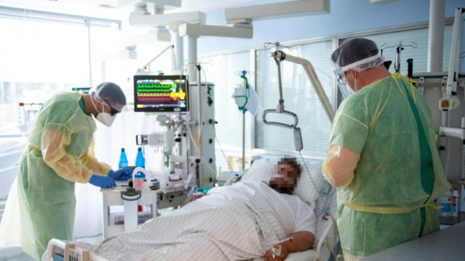 Gesetzliche Krankenkassen erzielen Überschuss bis März - Finanzlage angespannt