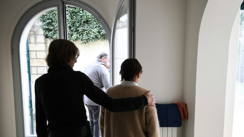 US approves new drug to&nbsp;treat Alzheimer's disease