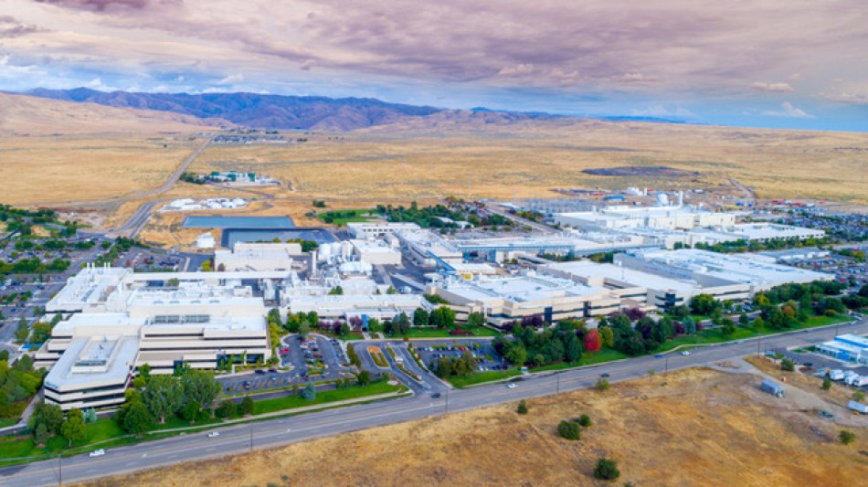 From Global Collaboration to Energy Innovation: Neutrino Energy Group Publishes the Master Formula of Neutrinovoltaics